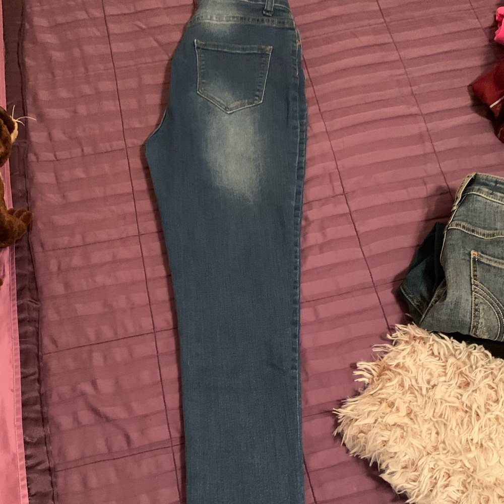 Light washed Fashion Nova Jeans